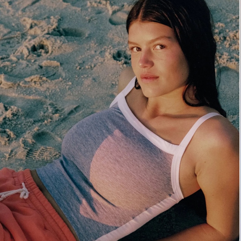 Après June - DAY-OFF TANKS